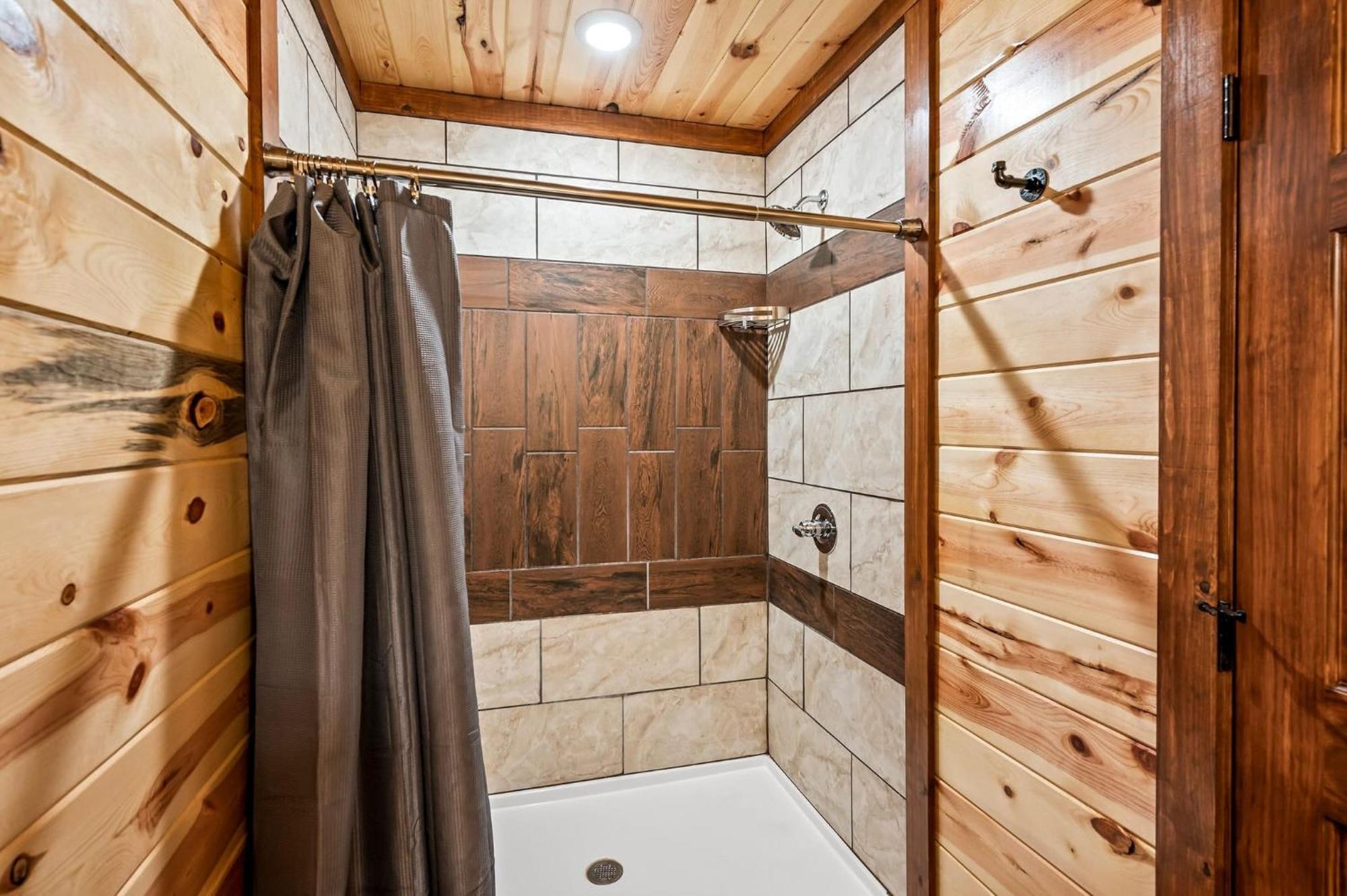 Smokey'S Paradise By Avantstay Sleeps 22 Pool Sevierville Exterior foto